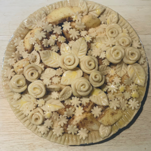 Beautiful pie crust with roses I sculpted by hand
